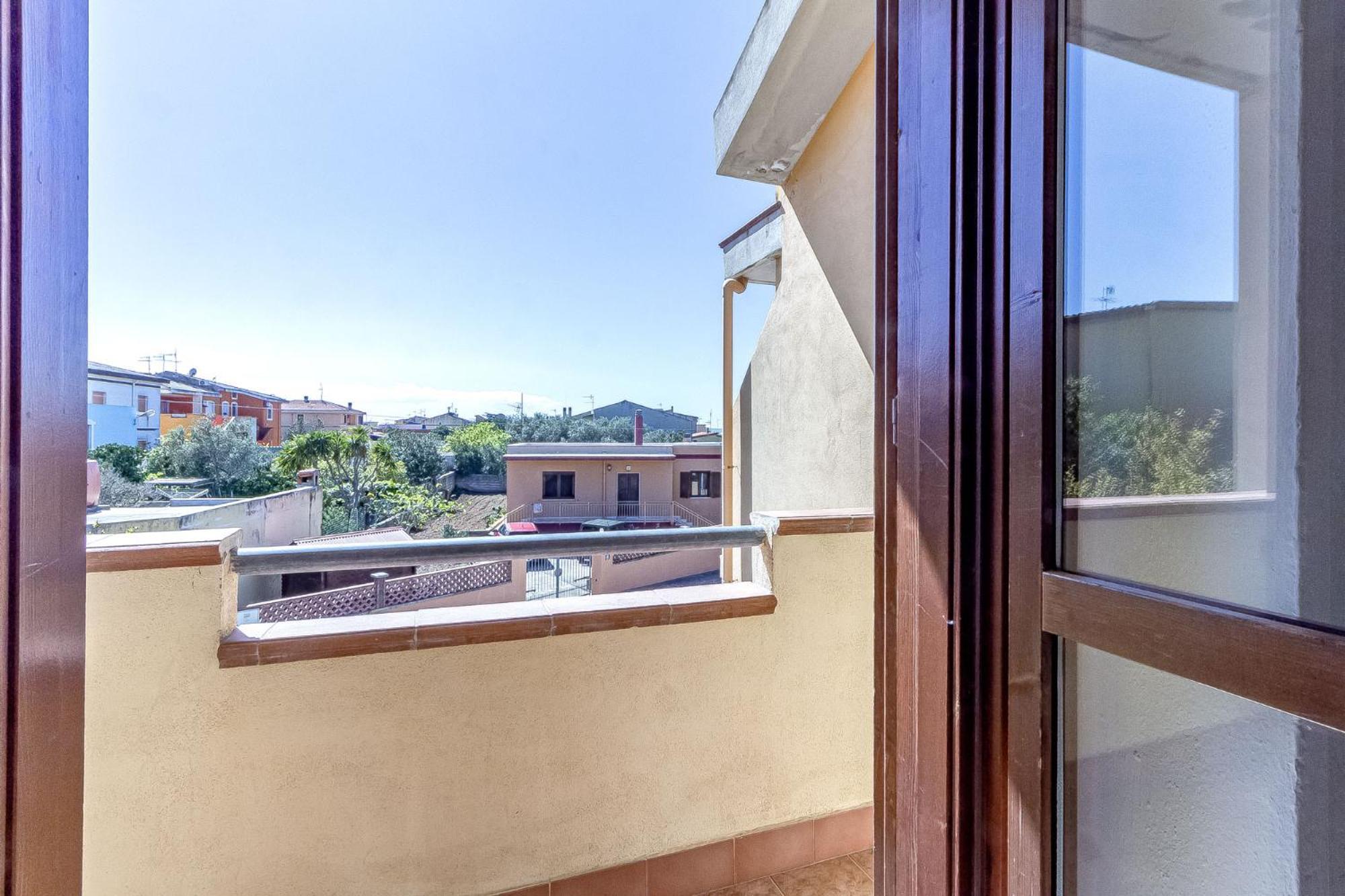 Charlotte Apartment - For Family And Groups Porto Torres Dış mekan fotoğraf