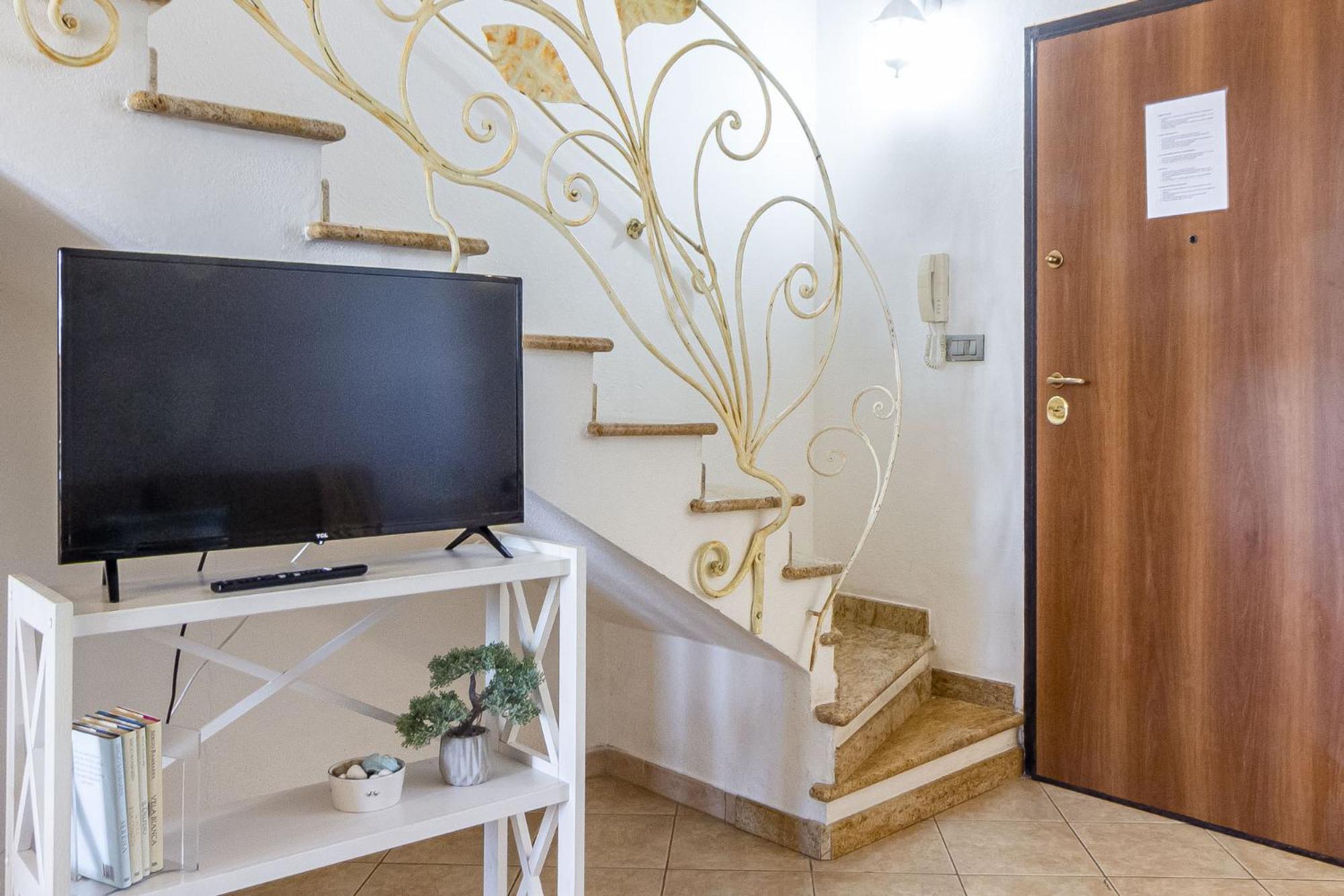 Charlotte Apartment - For Family And Groups Porto Torres Dış mekan fotoğraf