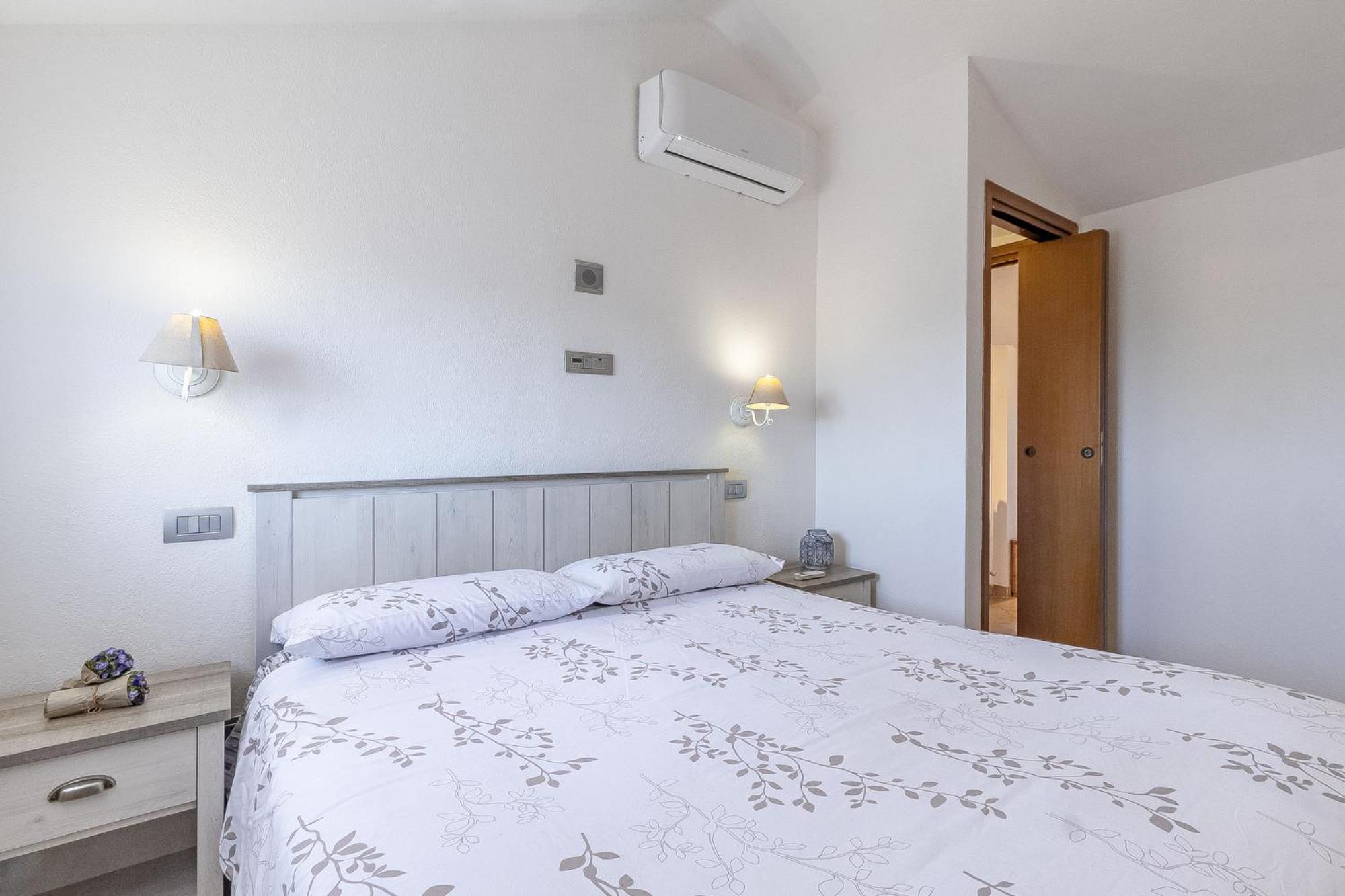 Charlotte Apartment - For Family And Groups Porto Torres Dış mekan fotoğraf