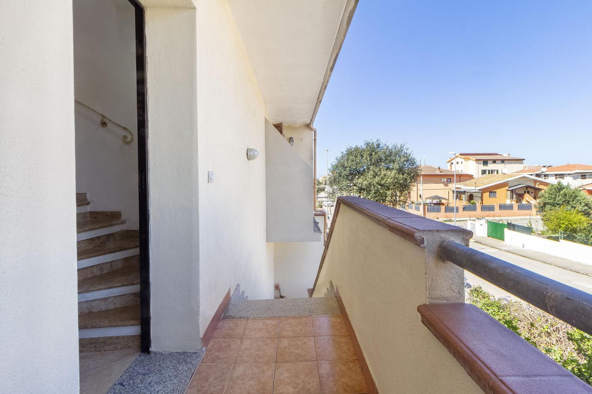 Charlotte Apartment - For Family And Groups Porto Torres Dış mekan fotoğraf