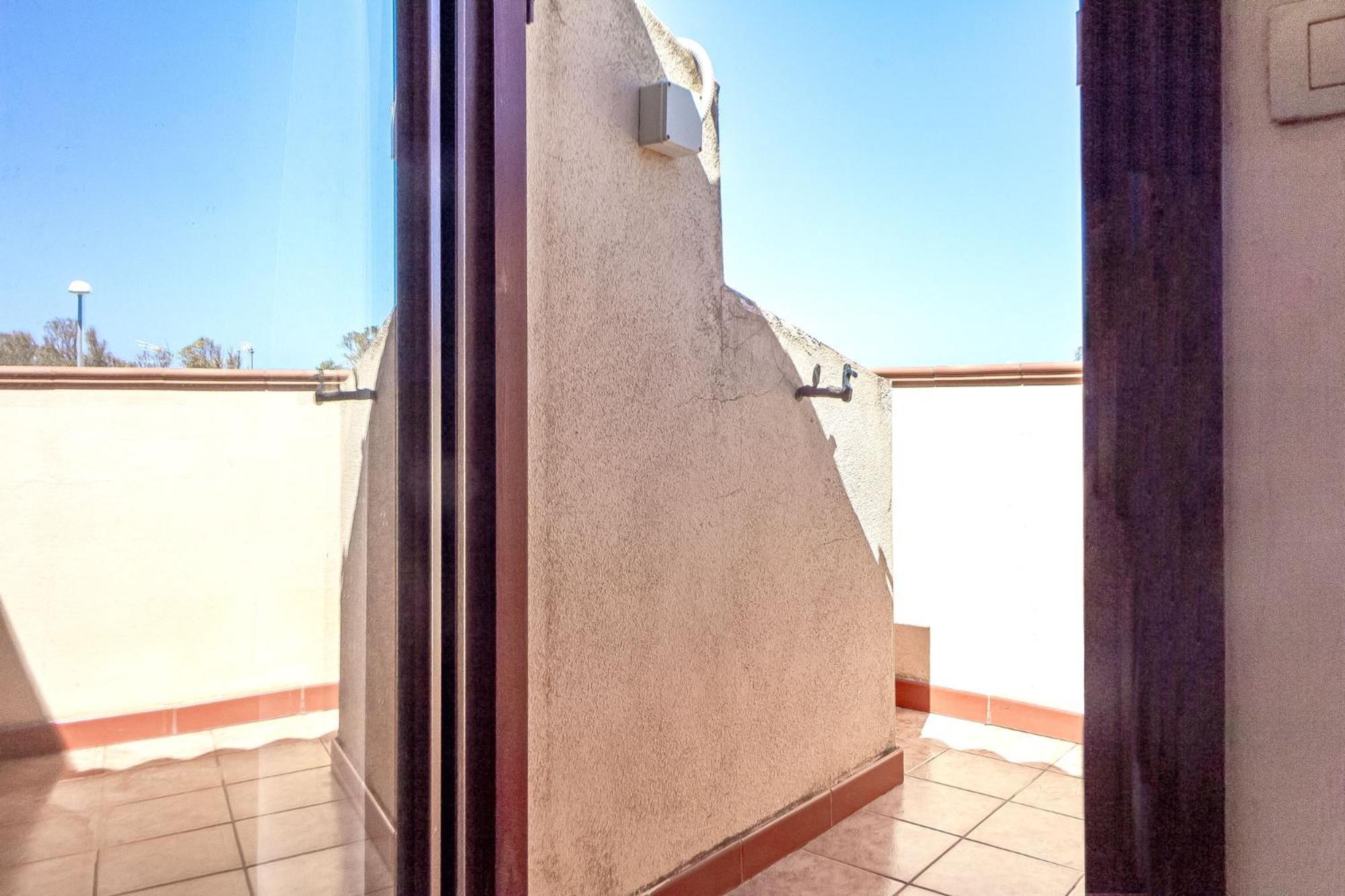 Charlotte Apartment - For Family And Groups Porto Torres Dış mekan fotoğraf